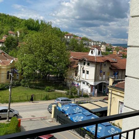 Apartmani Centar Vrnjacka Banja & Free Parking Exterior foto
